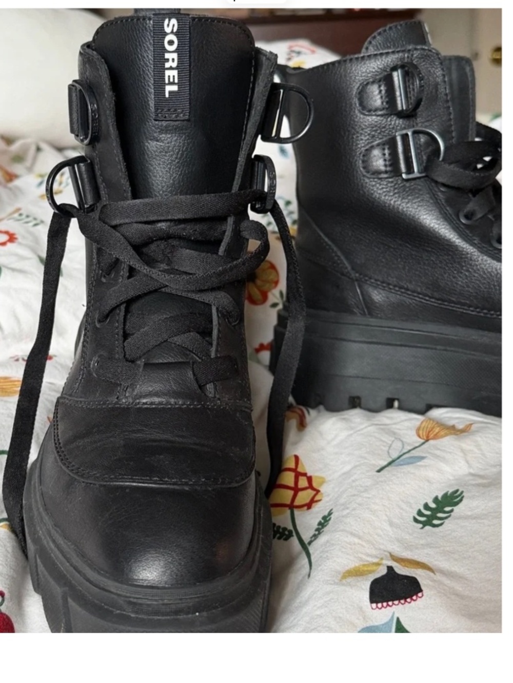 Sorel Black Leather Lace-Up Boots - Picture 3 of 8